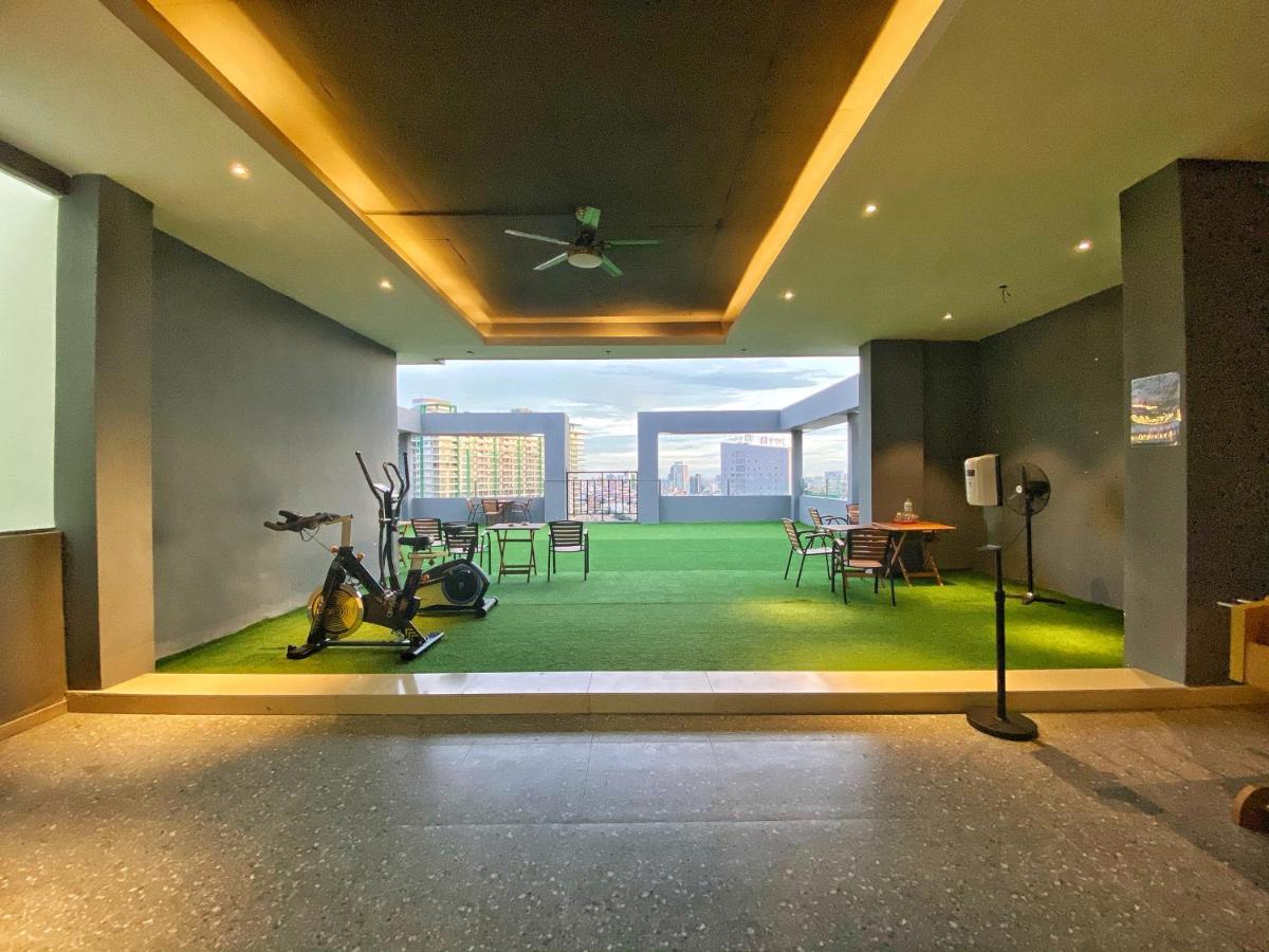 Yunfan Hotel Phnom Penh Zewnętrze zdjęcie