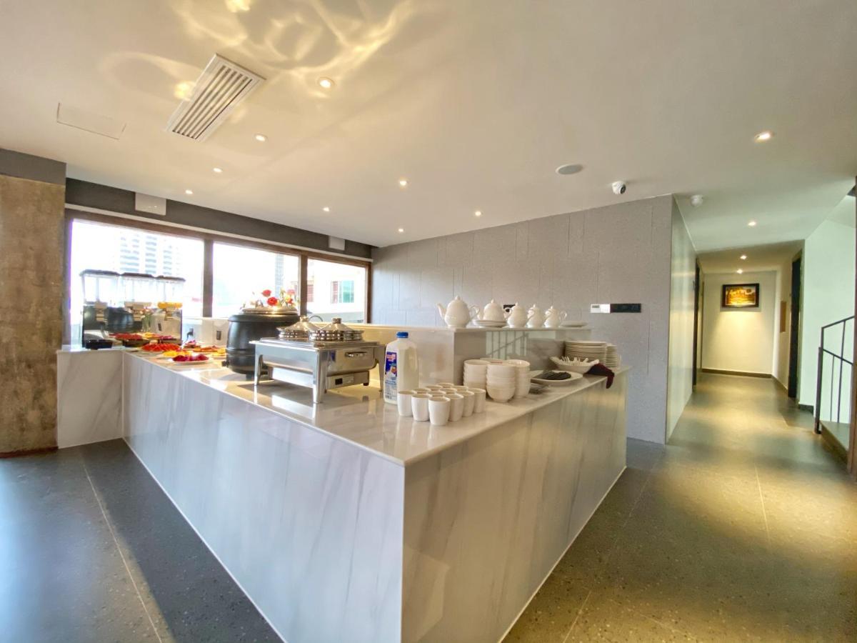 Yunfan Hotel Phnom Penh Zewnętrze zdjęcie