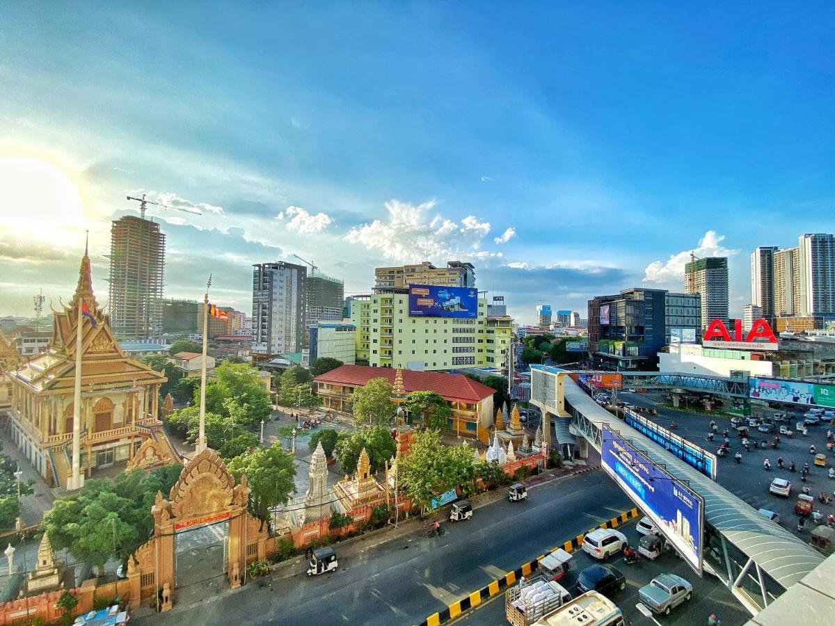 Yunfan Hotel Phnom Penh Zewnętrze zdjęcie